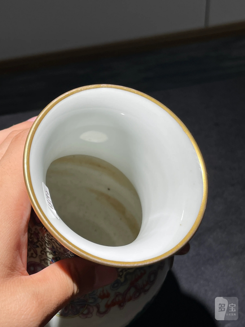 50年代 粉彩狮子绣球纹铺首尊 - 图8